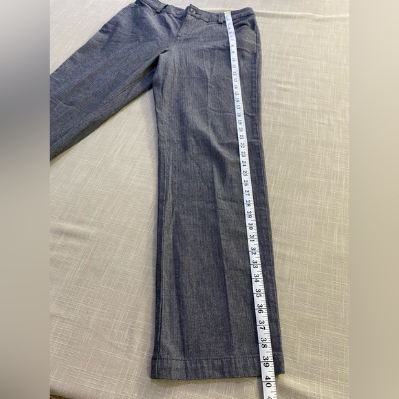 Lee Relaxed Fit Slacks- women’s size 8 - Picture 9 of 13